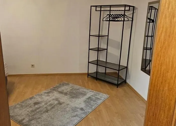 Alte Wache 12 Dg 霍兹明登